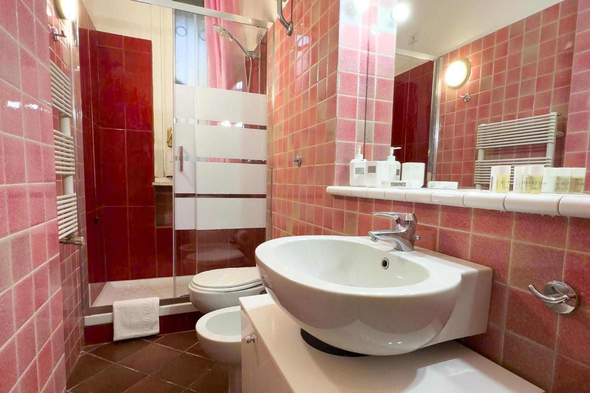 A Due Fermate Dal ColosseoWi-Fi & Netflix Gratis Apartment โรม ภายนอก รูปภาพ